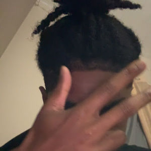 Meet your Posher, Kahlil